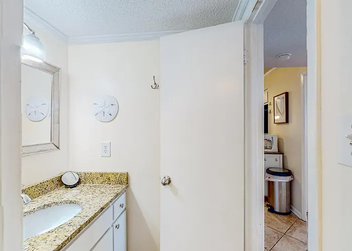 Apartment Sunchase #208 *